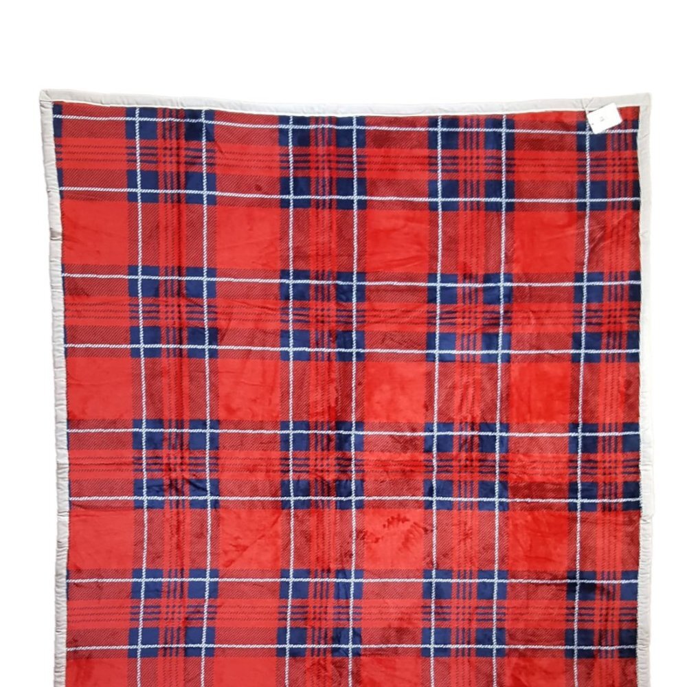 Blanket red white multi-purpose warm lining blanket couch bed, armchair - Picture 5 of 9